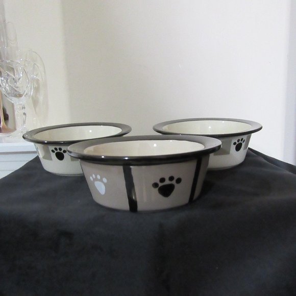 Dog Dishes 3 Ceramic type dog dishes Top Paws - Picture 7 of 7